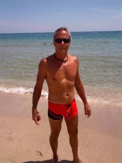 destinfriends:  FLORIDA BEACH DADDY……..SUPER