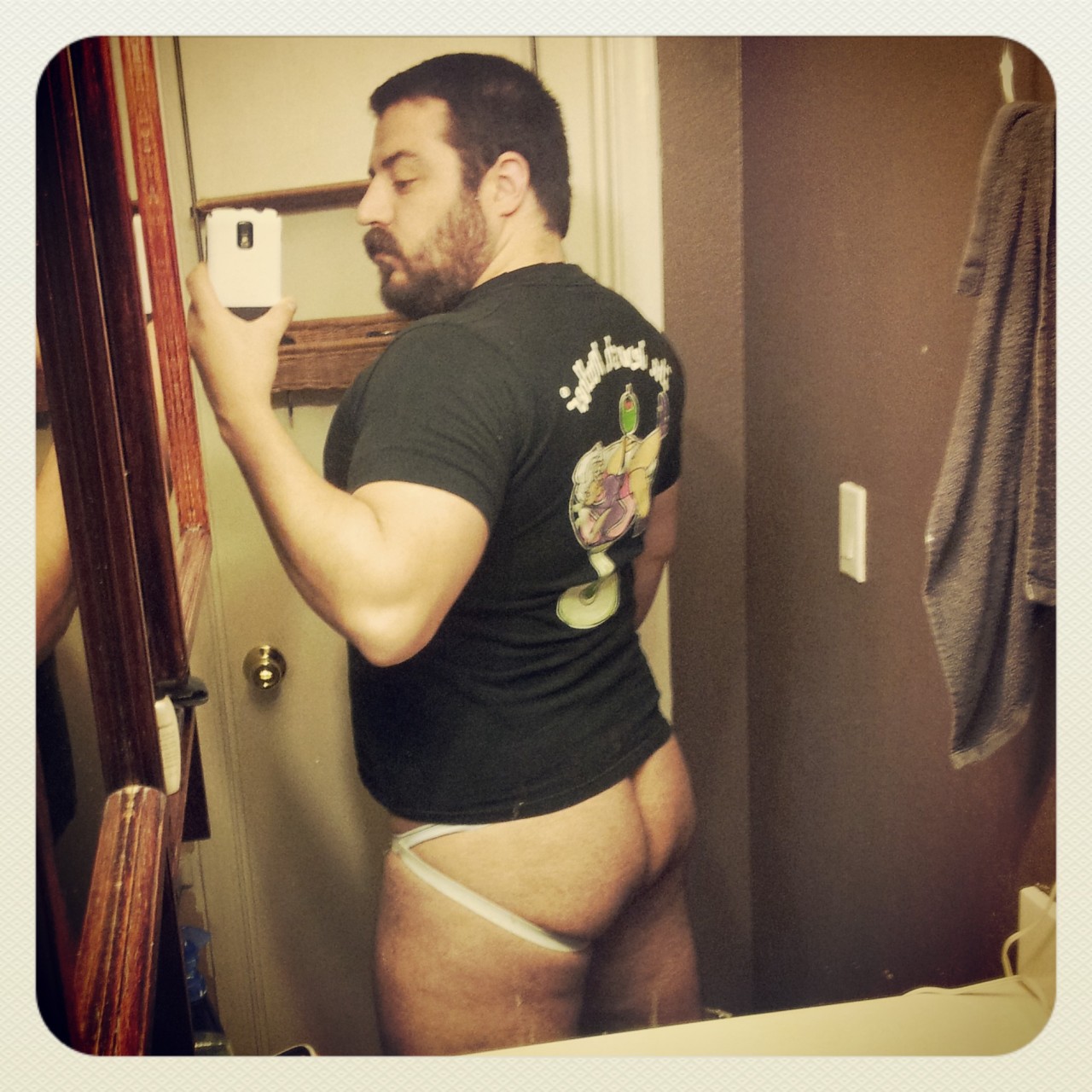 grumpyface:  Scandalous bear is scandalous. :3 