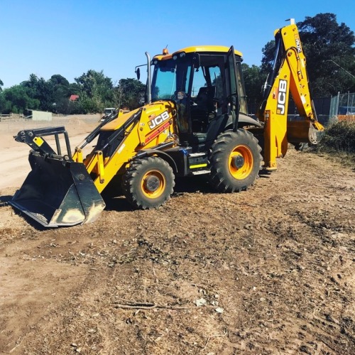 #jcb back hoe # BMD Yan yean rd upgrade yarrambat Victoria #...