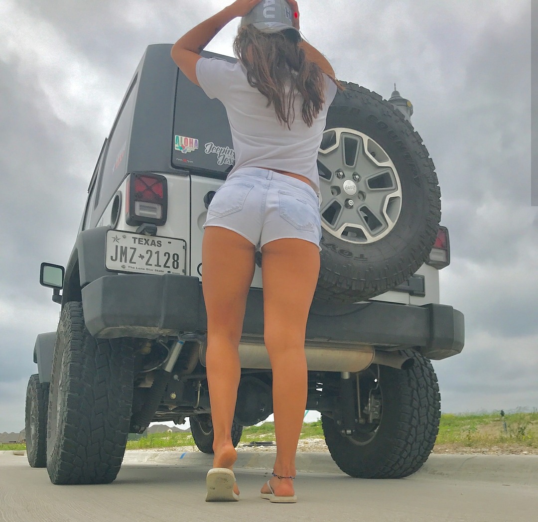 briguyflorida:  Sexy ass Texas jeep girl Taylor
