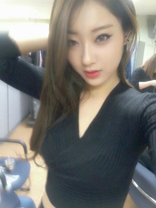 Gyung-ri from Nine Muses