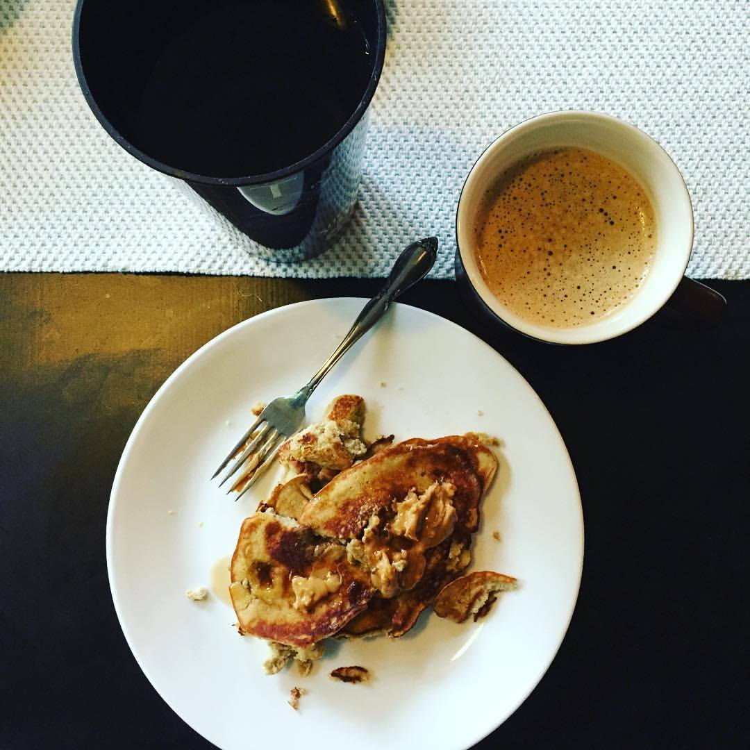 Coconut oil latte. 3 ingredient protein pancakes topped with a little nut butter. #breakfast #paleo #glutenfree #vegetarian #healthyfats