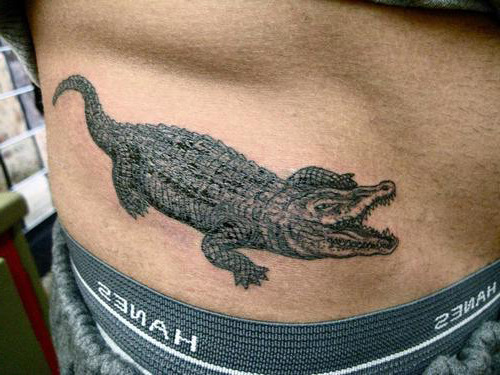 The tattooes of Storybrooke:Kaleb’s celtic knot (on his right shoulder blade)Alexander’s