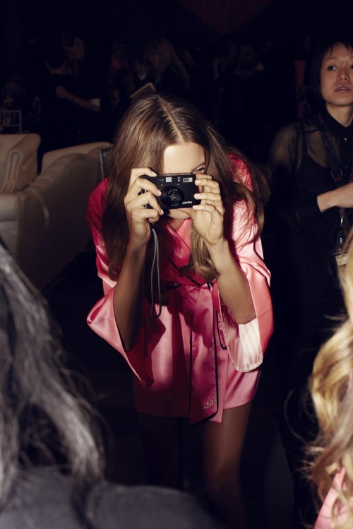 vsmodelsandangels: Behati  behati and her camera is such a beautiful love story