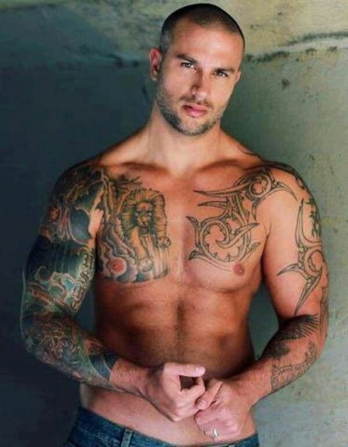 ultimate-men:  FOLLOW ULTIMATE MEN! http://ultimate-men.tumblr.com 