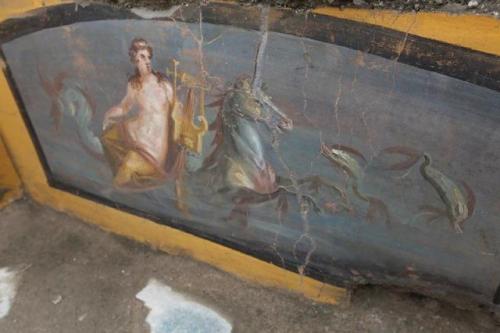 historyarchaeologyartefacts:Pompeii artwork from a “snack bar” recently discovered&helli