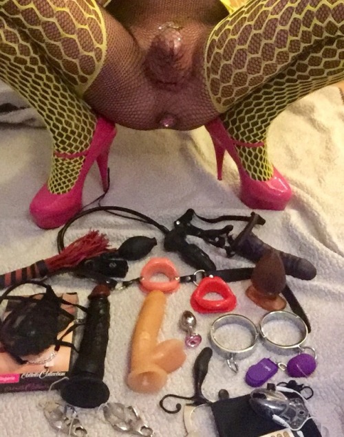 slssyb0y:My toy collectionLocktober chastity challenge Task 2 @t-dcaptions