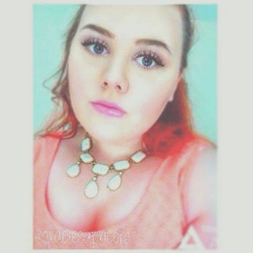 Going out to dinner tonight with the family! Here is tonight&rsquo;s makeup look: Mascara: Maybe