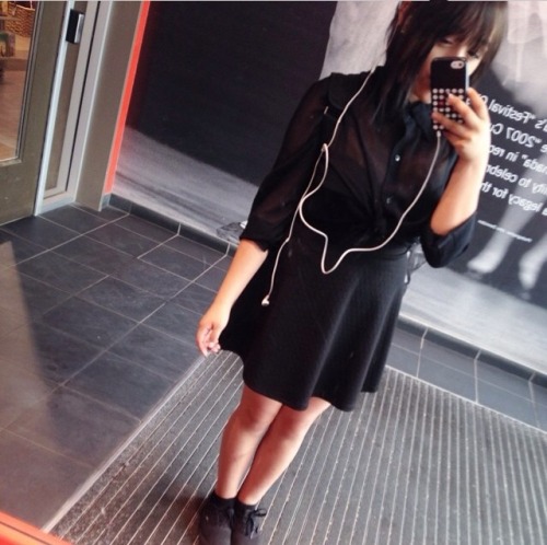 moosesandmaples:  Pewpew I was kinds cute and cold a while ago