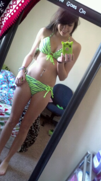kurrlibaby:  Swimsuits in January, anyone? 