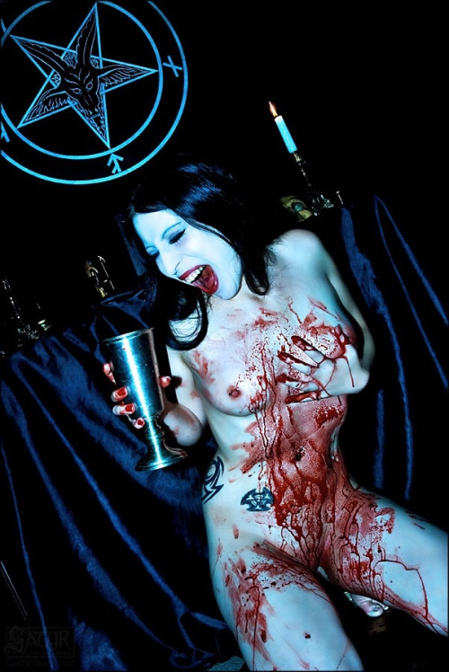 aleisternacht: I love the simple pleasures of the Satanic life!!!