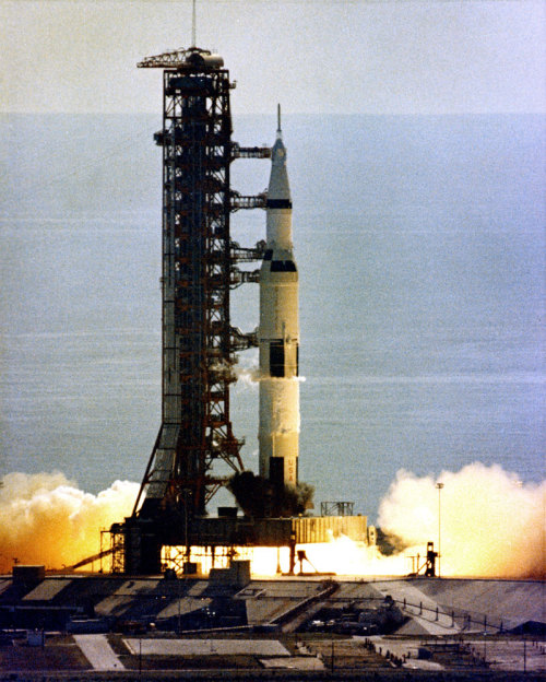 Apollo 15 stacked and launched.July 26, 1971