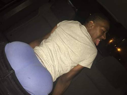 daddyvampireworld: Lordddd dat booty
