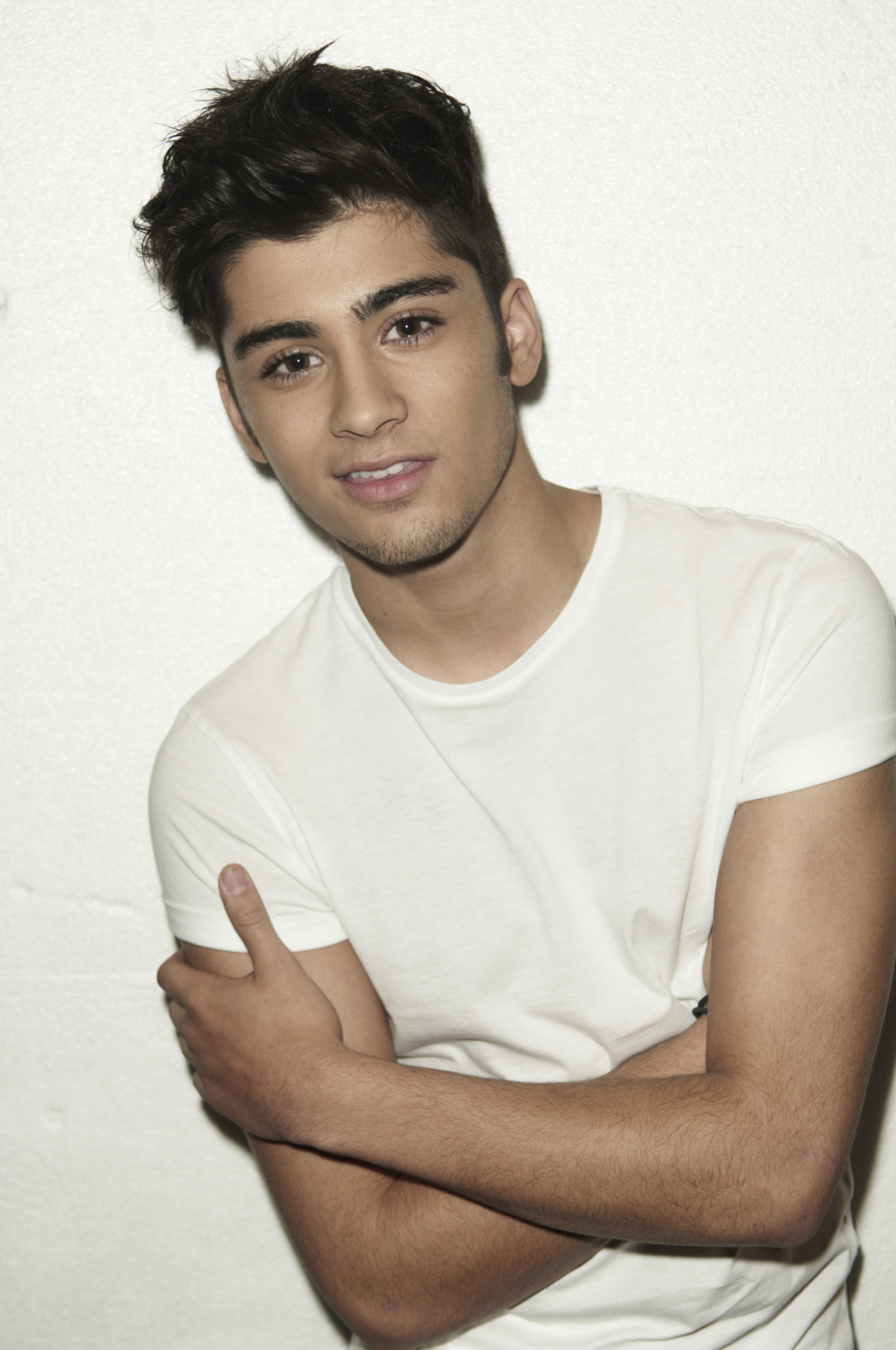 harrystylesdaily:  Happy Ramadan! Enjoy these vintage shots of Zayn by Ray Burmiston.