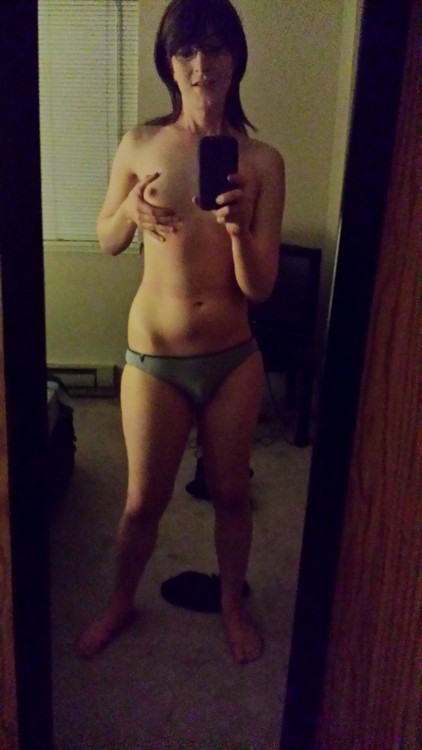 cat-tayler:  Mirror set!  Very sexy cat give adult photos