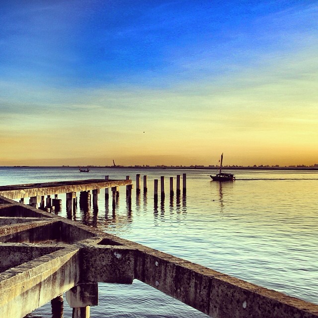 ⛵️ nenek moyangku seorang pelaut 🎶
➖➖➖➖➖➖➖➖➖➖➖➖➖➖➖
for featuring your best photos & challenge please follow: @magicpict✨ tag: #magicpict✨ by nala_rinaldo http://ift.tt/1hg6jVm