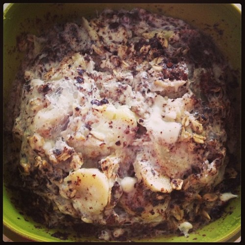 #post #workout deliciousness! Oatmeal, egg whites, cottage cheese, banana, cocoa powder and cinnamon