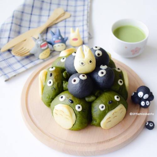 Totoro themed yummies from Little Miss Bento