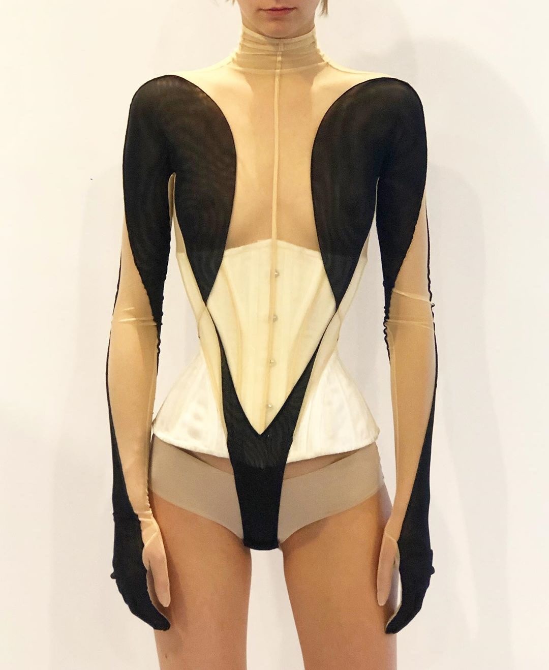 tapireye-deactivated20220708:Mugler Fitting 