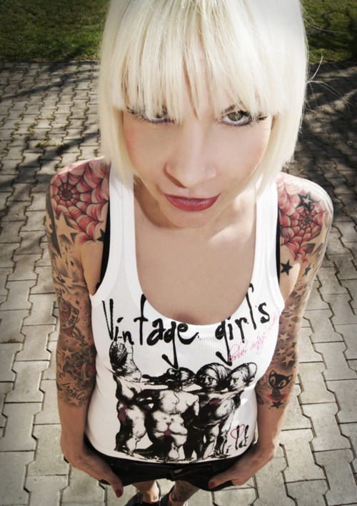 panda-face-mew:  Sandy P Peng