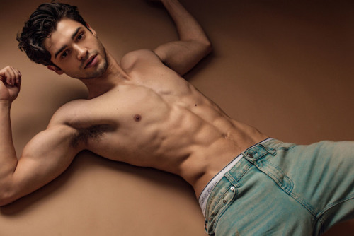 men-who-inspire-me:  Jason Koko by Dmitry Bocharov