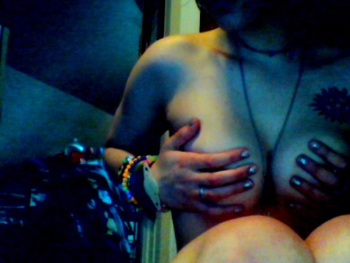 themissarcana: i dunno if we’ve seen these. anywho, i’m going through my old laptops webcam folder, 