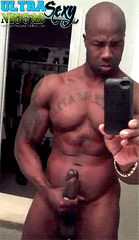 lrblckluv34:  goaltobeswole:  ultrasexyniggas:  [Part 2] Buff Las Vegas trainer Feeling