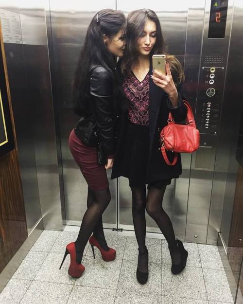 XXX hoselfie:♥ we love selfies in hose ♥ photo