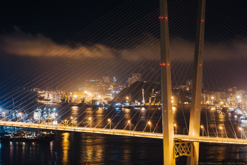 thebeautyofrussia:  Vladivostok, “the russian San Francisco”  Chistoprudov Dmitry  