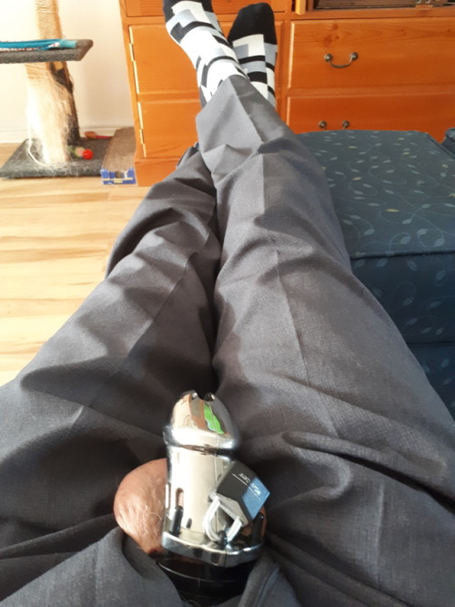 office-bound-chastity:Chilling at the end of a really hot day.