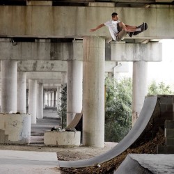 skvtevlldvy:  skatematic:  Grant Taylor, HUGE fs air. 📷 Chami #skateboarding #skatelife #skateeverydamnday  Δ skate blog Δ 