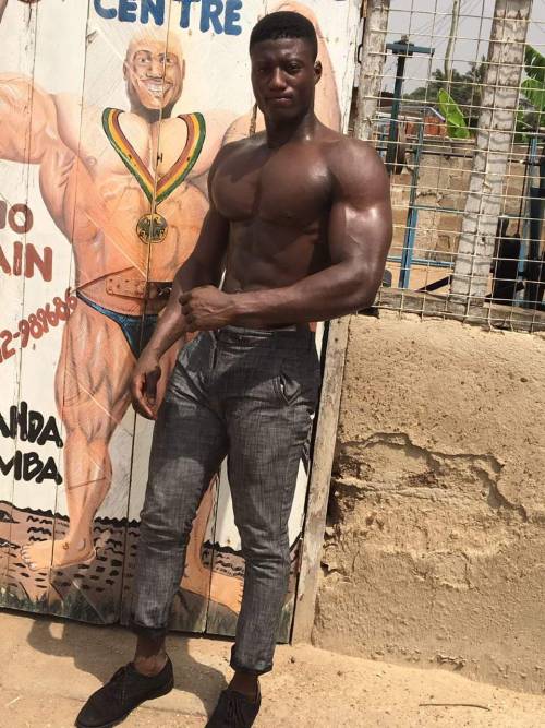 Sex keepemgrowin:  Hot, growing African muscle… pictures