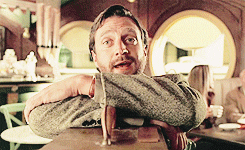 raylans:raúl esparza in pushing daisies 1.03 ‘the fun in funeral’