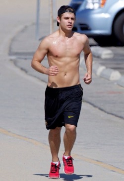hotfamous-men:  Garrett Clayton