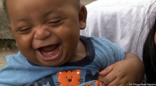 strugglingtobeheard:  me-nya-ntaban:  harrietsdaughter:  thepoliticalfreakshow:  Messiah No More: Tennessee Judge Changes Baby’s Name From “Messiah” To “Martin” Because of The Judge’s Religious Beliefs…Unreal! A judge in Tennessee ordered