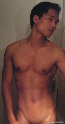 lautenyu:  LauTenyu.tumblr.com was rarely turned BTM with hot BoyToy!