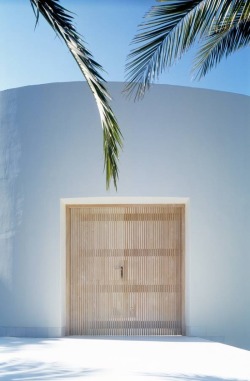 kvrrent:  House Sardegna - photo by Jens Weber 