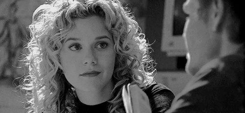 leytongifs:leyton in every episode: 1x11 - the living years