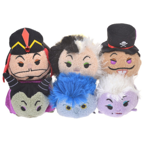 The Disney Villains Tsum Tsum Box Set is now available in Japan!