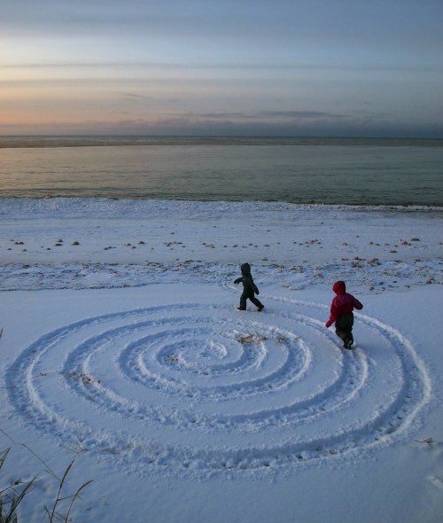itsloriel: Snow labyrinth by apulkkan