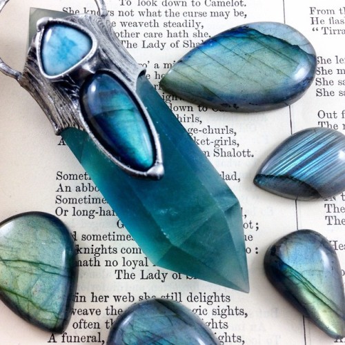callistojewelry: I seem to be on a tangent with aquatic, water inspired pieces right now. I’m naming