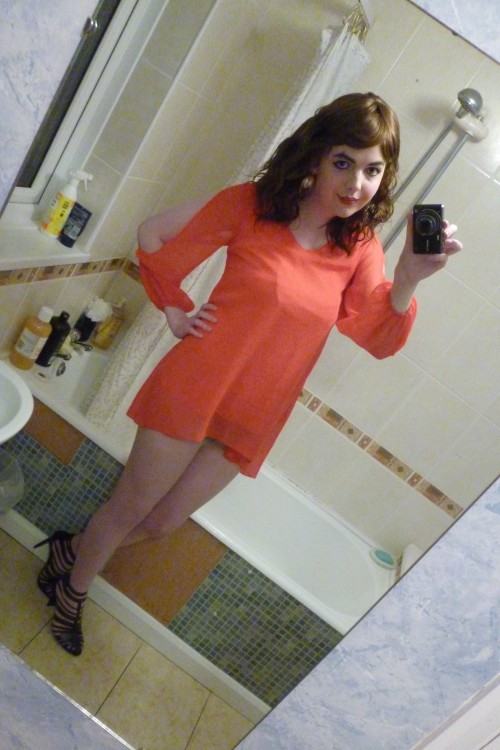 lucy-cd:  PicturesLove this outfit, amazing pictures. So adorable! <3