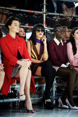 hellyeahrihannafenty:  Margot Robbie, Rihanna,