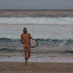 itsswimfever: A well dressed surfer…