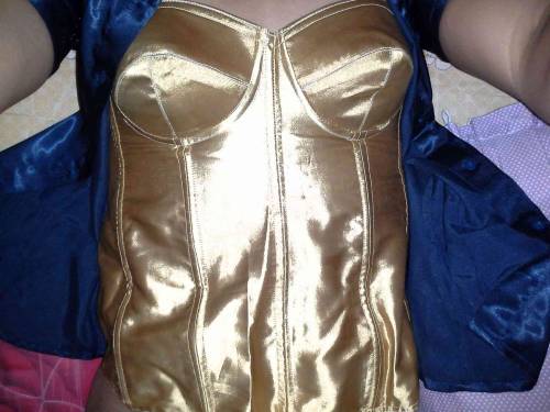 Im with gold corset and satin blouse , feeling horny 