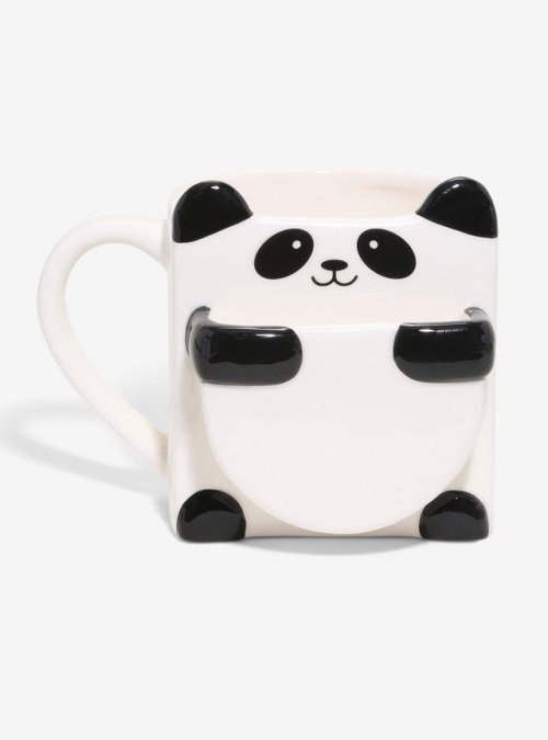 Happy Panda Mug has Extra Storage Space For Your Favorite CookieHot beverages (like hot cocoa) are b