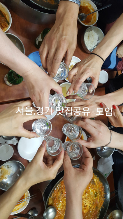 tumb-korea-sexy9: 매주 금,토,일 초대구해볼게여~ 커플우선이고, 초대남(여) 이여~ 간단한 프로필 나이 신장등등이랑~  외모사진, 꼬추사진도 보내주세여~  너무 들이