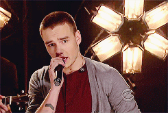 niamrockme:   Little Things Performance on the show-Xfactor USA vs The Late Show