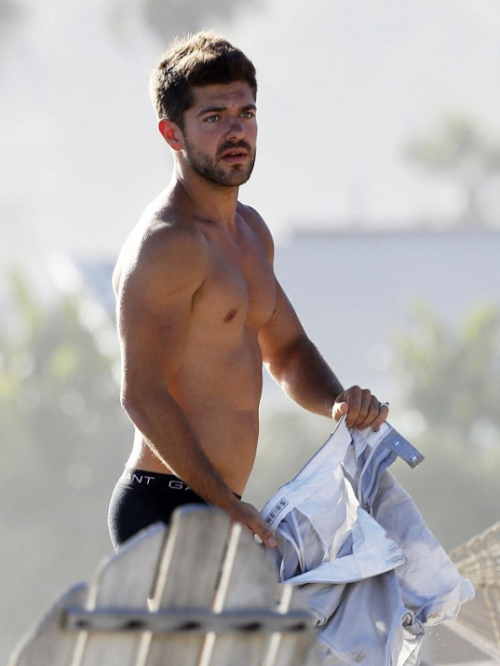 amazingmalenudity:Alex Mytton