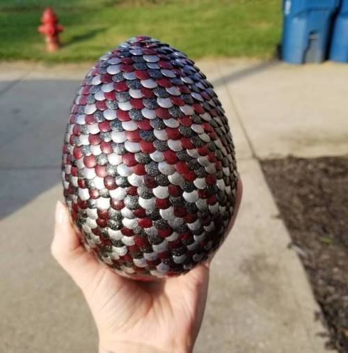 Yet another egg finished! I’m currently working on a fire egg, then who knows, maybe something